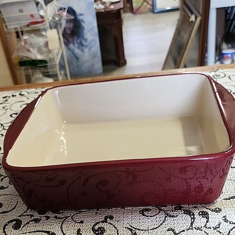 Home and Garden Party Baking Dish